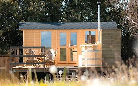 L'enclave Insolite - Cabanes avec Piscine et Bains Nordiques